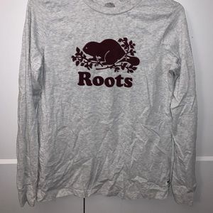 Light grey long sleeve shirt